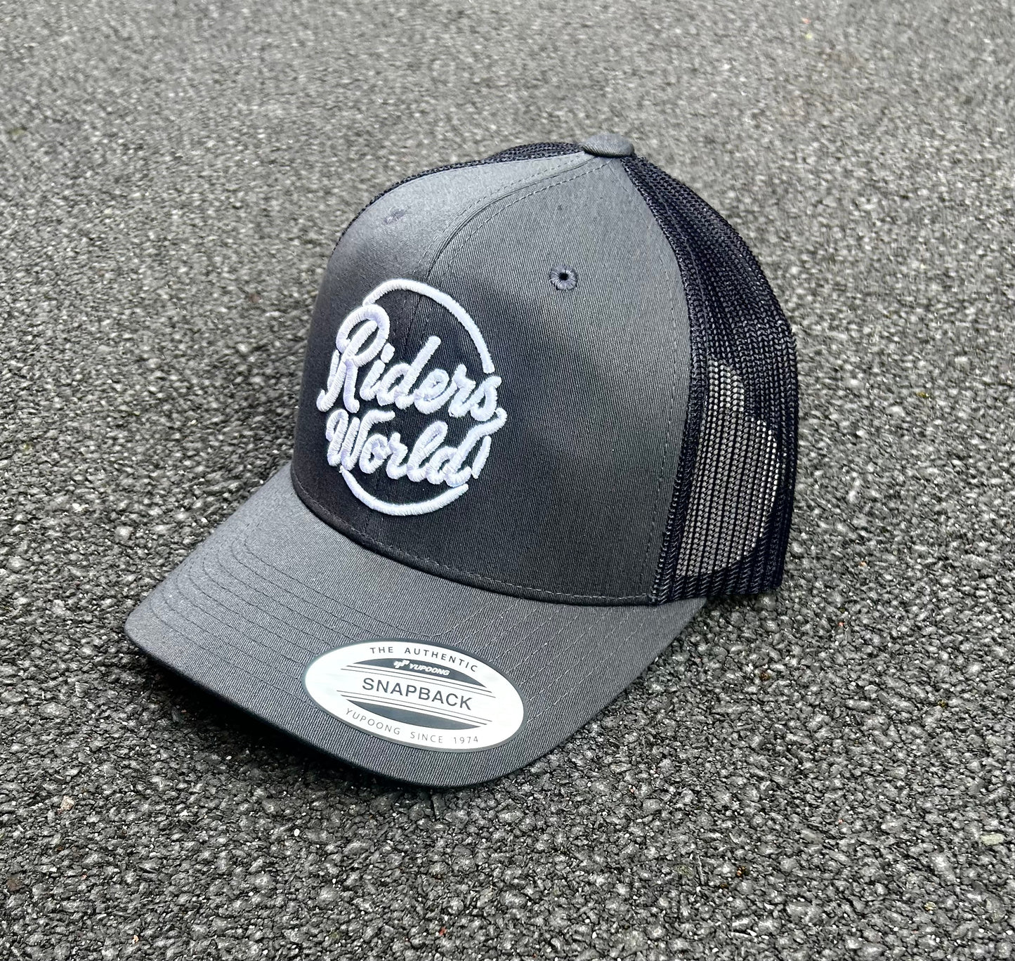 Riders World 3D Embroidered Snapback Cap - Gray